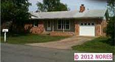 2nd image of 918 Francis Ave