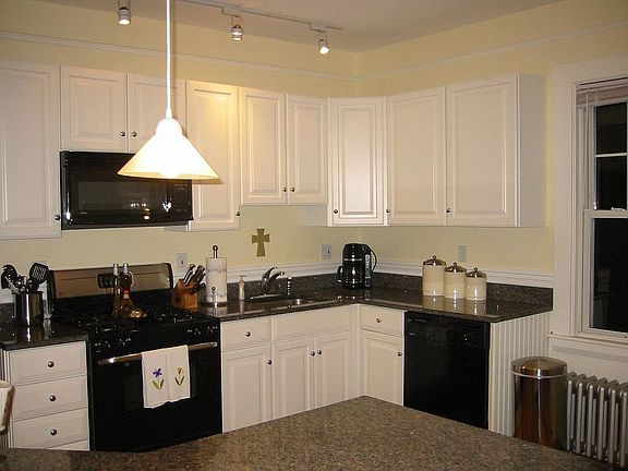 Updated Kitchen with Granite Countertops