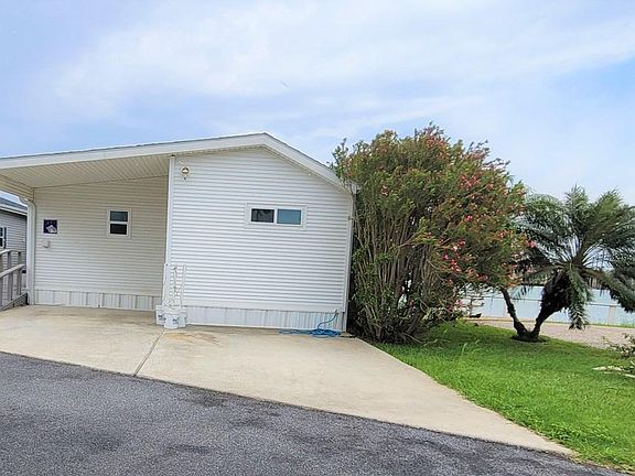 3rd image of 168 W Bonnet Cir #168