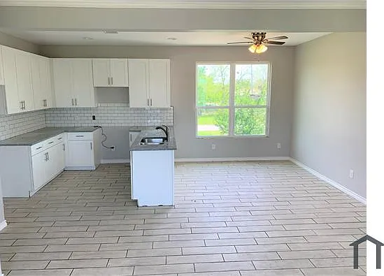 4221 Alvin St #B — Photo 4