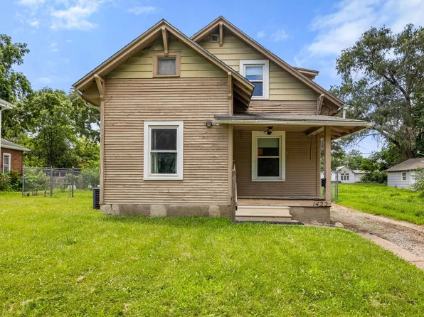 1422 Idaho St, Des Moines, IA 50316