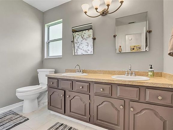 5th image of 519 Fernwood Dr