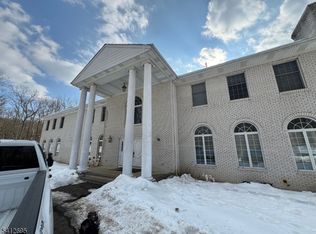 28 Miller Dr, Boonton Twp., NJ 07005