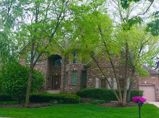 820 Reserve Ct, South Elgin, IL