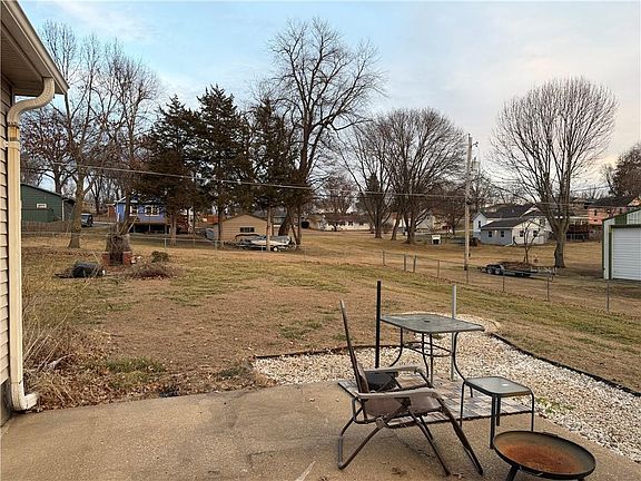 4th image of 1723 S 39th St