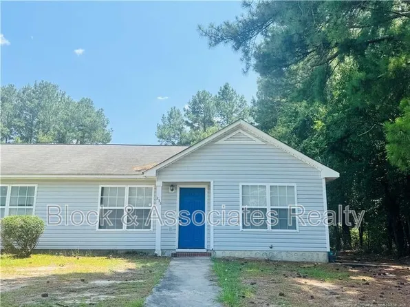 233 Bahia Ln, Raeford, NC 28376
