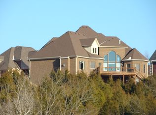 11600 Oak Pine Ct, Louisville, KY 40291