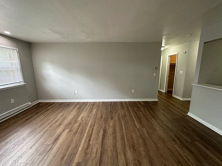 44 Barnes Ave #3C — Photo 1