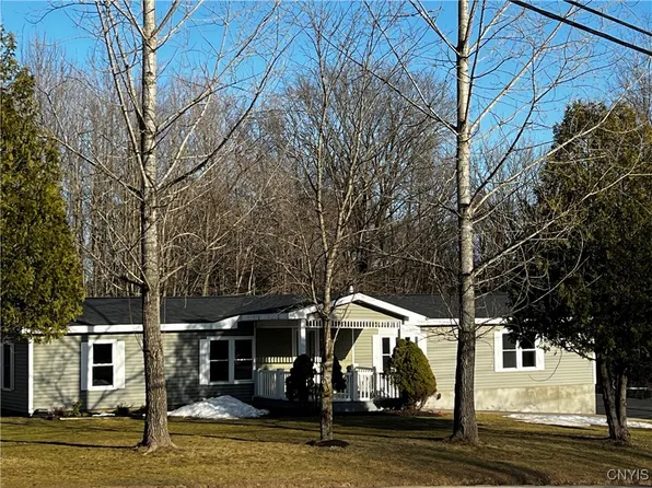 6714 Glass Factory Rd, Marcy, NY 13403