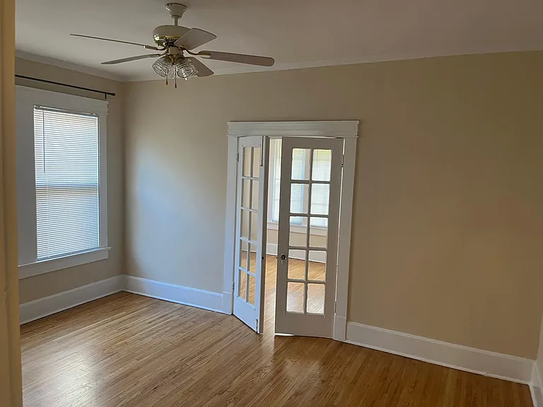 1861 Poplar Ave #5 — Photo 21