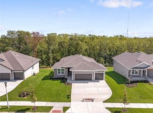 11641 S Barker Rd, Olathe, KS 66061