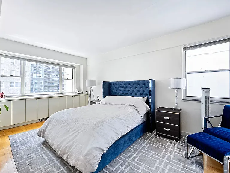 100 W 57th St #19B — Photo 5