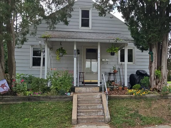 316 Reber St, Shoemakersville, PA 19555
