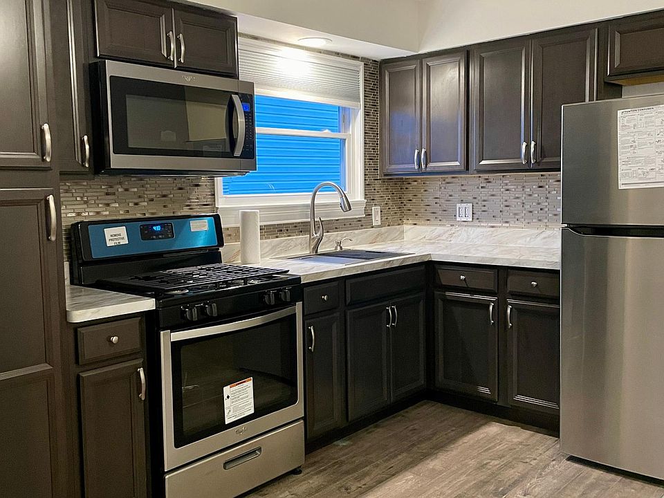 1st image of 224 Kelly Blvd #1F