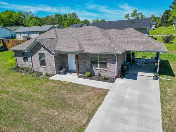 28 Harris Dr, Brownsville, TN 38012