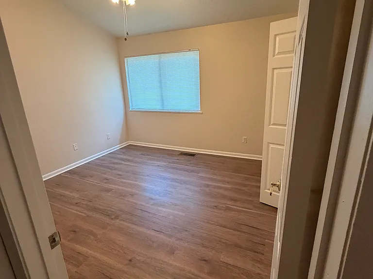 2421 Dove Pl #2421 — Photo 18