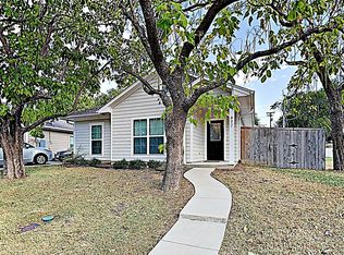 807 Givens St, Waxahachie, TX 75165
