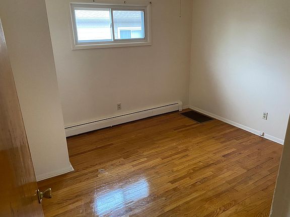 5th image of 131 N Edgemont St #131