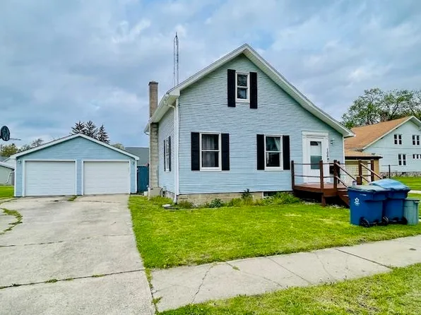 106 W Broadway St, Argos, IN 46501