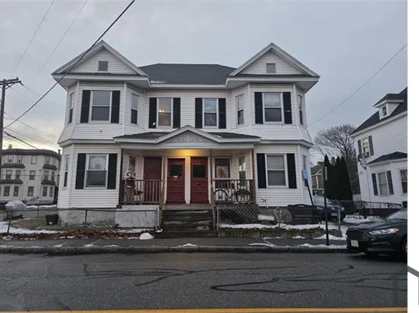 919 Lawrence St, Lowell, MA 01852