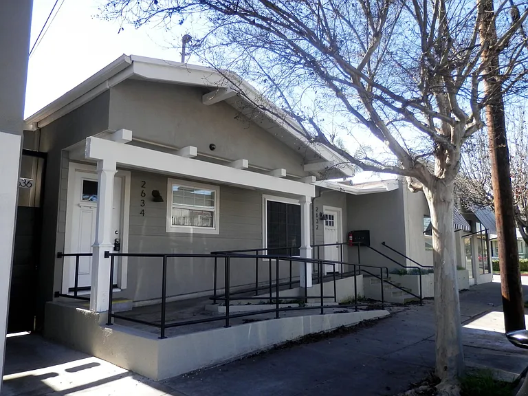 2630 E. 4th Street — Photo 15