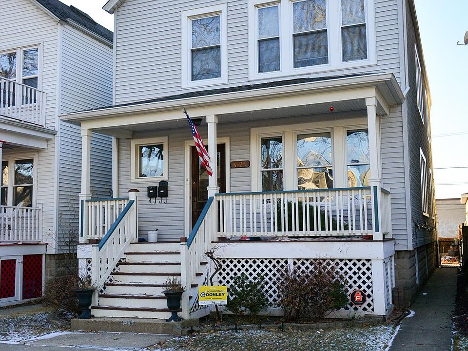 1st image of 4124 N Maplewood Ave #2