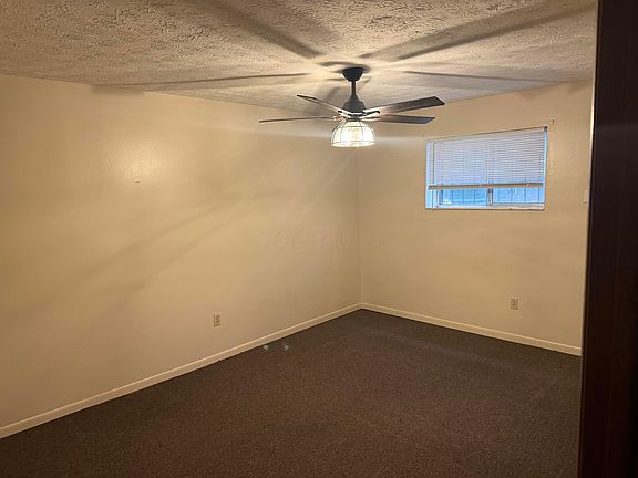 4th image of 174 E 12th Ave