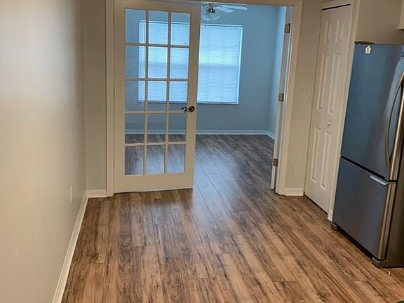 3rd image of 38 Lindsay Dr #B