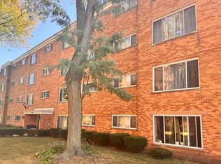 6220 N Ridge Ave APT S203, Chicago, IL 60660