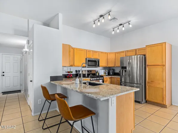 3662 S Escalante Oasis Pl, Tucson, AZ 85730