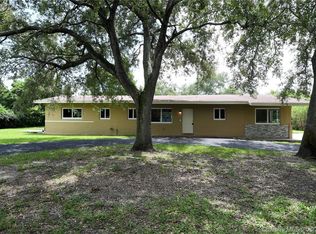 9800 SW 112th St, Miami, FL 33176