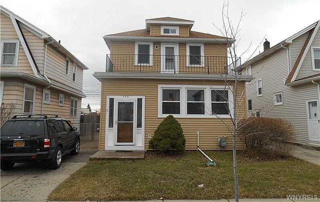 1st image of 352 W Hazeltine Ave
