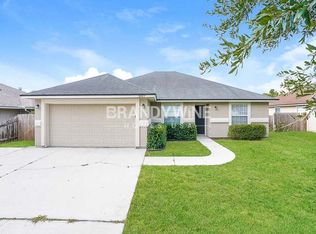 3027 Zeyno Dr, Middleburg, FL 32068
