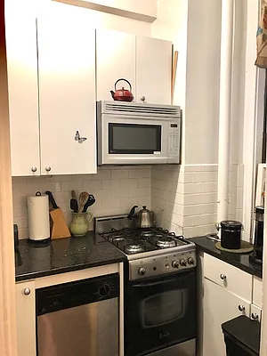 Rented by Buchbinder & Warren | media 12