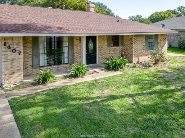 1407 Kevin Ln, Brenham, TX 77833