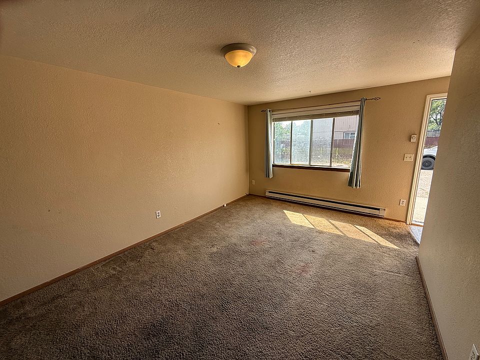 1st image of 2280 S Salmon Ln