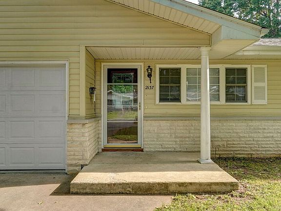 3rd image of 2137 E Madison St