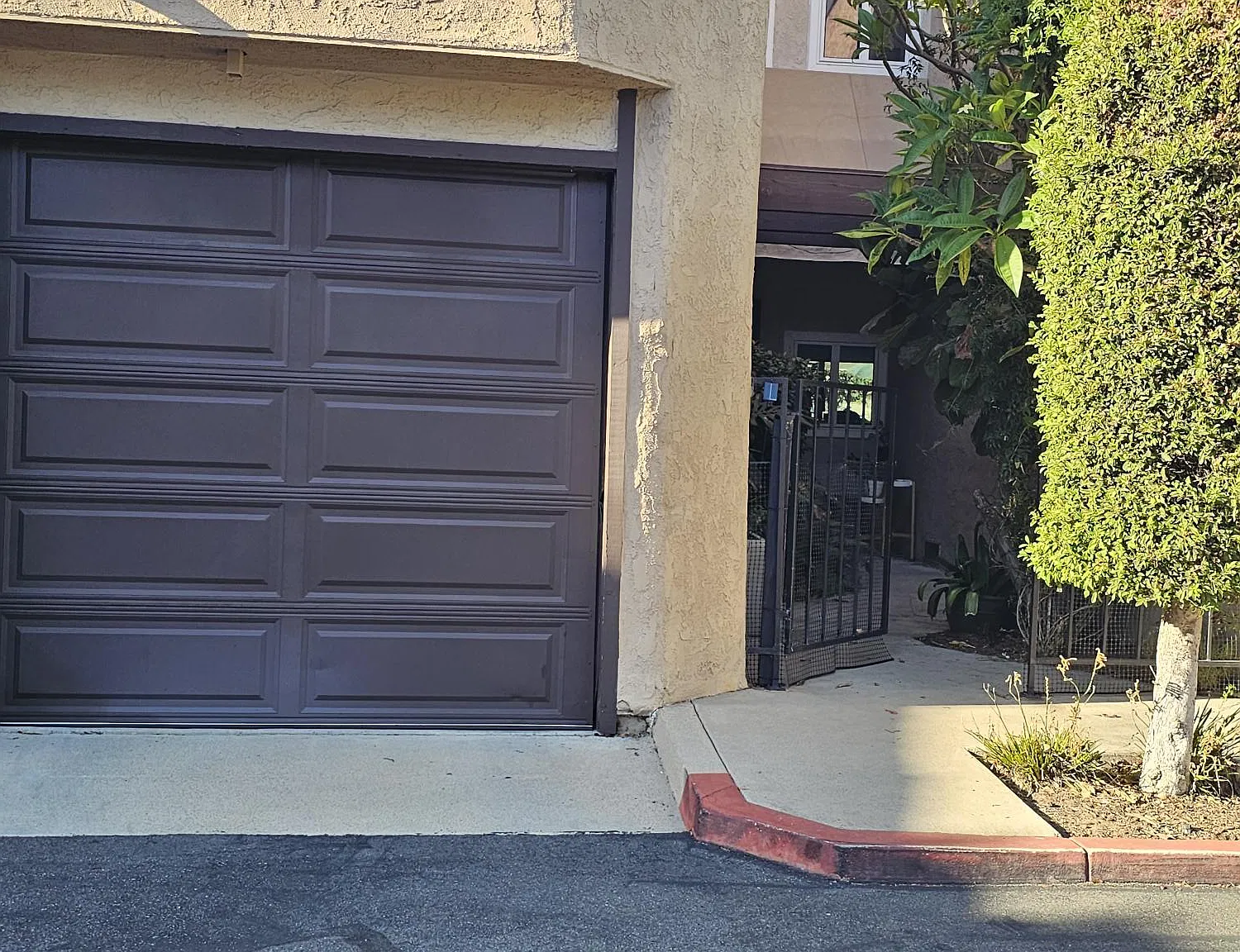 3 bed, 2.5 bath, 1806 sqft, $4,750 — Photo 1