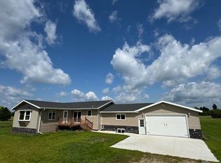 41165 427th St, Perham, MN 56573