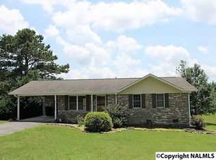 210 NE 44th St, Fort Payne, AL 35967