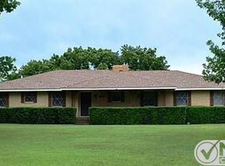 1135 Bear Creek Rd, Cedar Hill, TX 75104