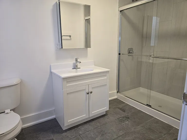 7217 Lanham Ave — Photo 4