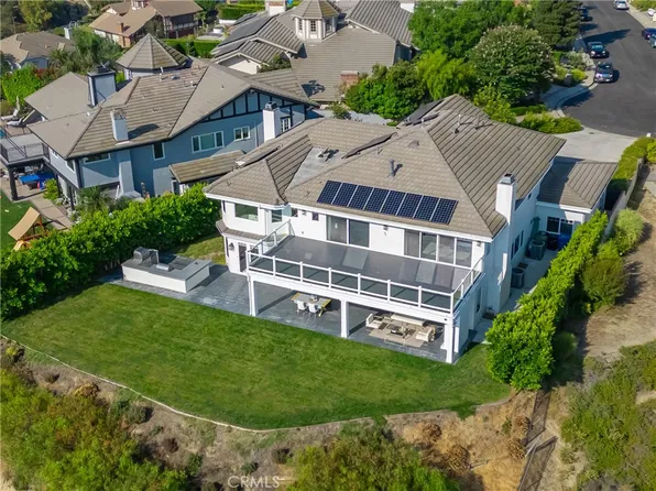 24686 Wooded Vis, West Hills, CA 91307