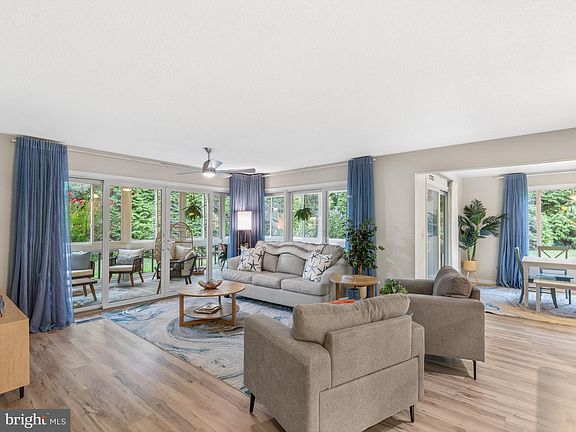 5th image of 33945 Middleton Cir #2/14B