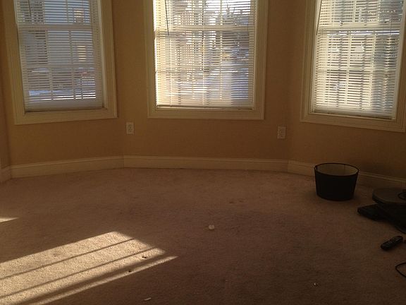 4th image of 163 Atwells Ave APT 2R