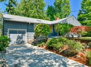 616 SW 146th St, Seattle, WA 98166