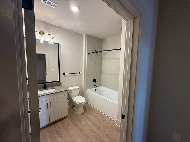 District on the Etowah Apartments — Photo 376
