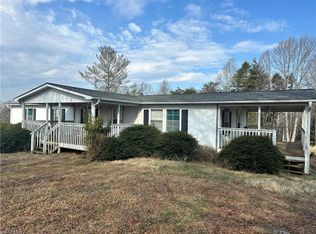 6290 Mill Spring Ln, Belews Creek, NC 27009