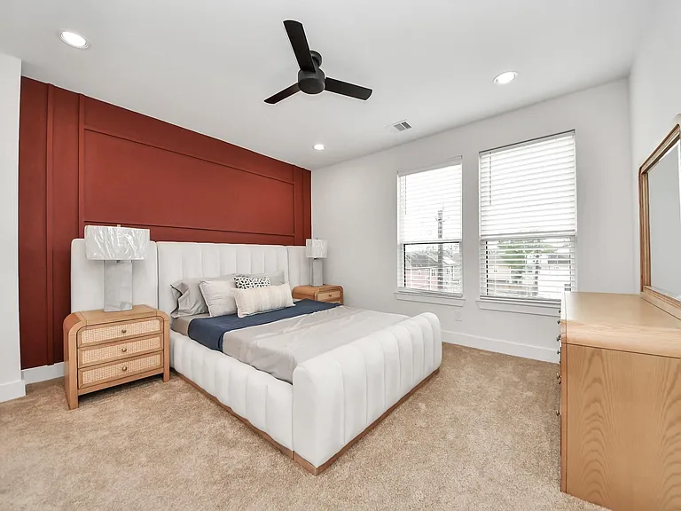 2426 Ella Blvd — Photo 30