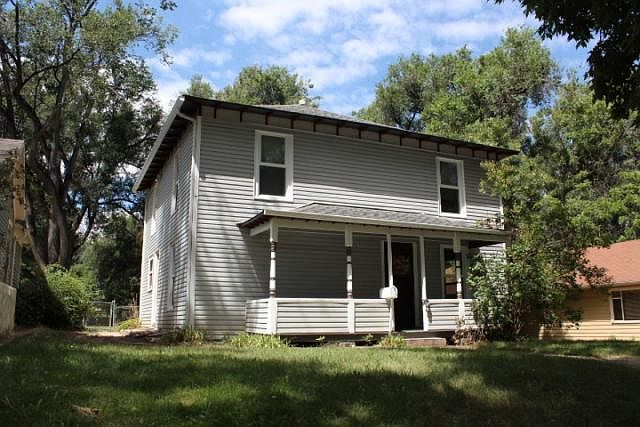 1st image of 521 Smith St #1/2